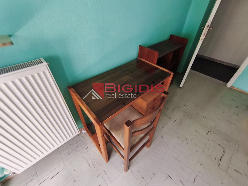 ΕΠΙΠΛΩΜΕΝΟ διαμέρισμα για τρεις φοιτητές η οικογένεια