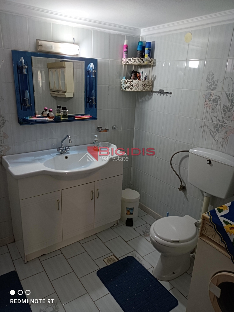 MONOKATOIKIA  270 m2 ισόγειο 145 με 3 δωμάτια σαλοκουζίνα