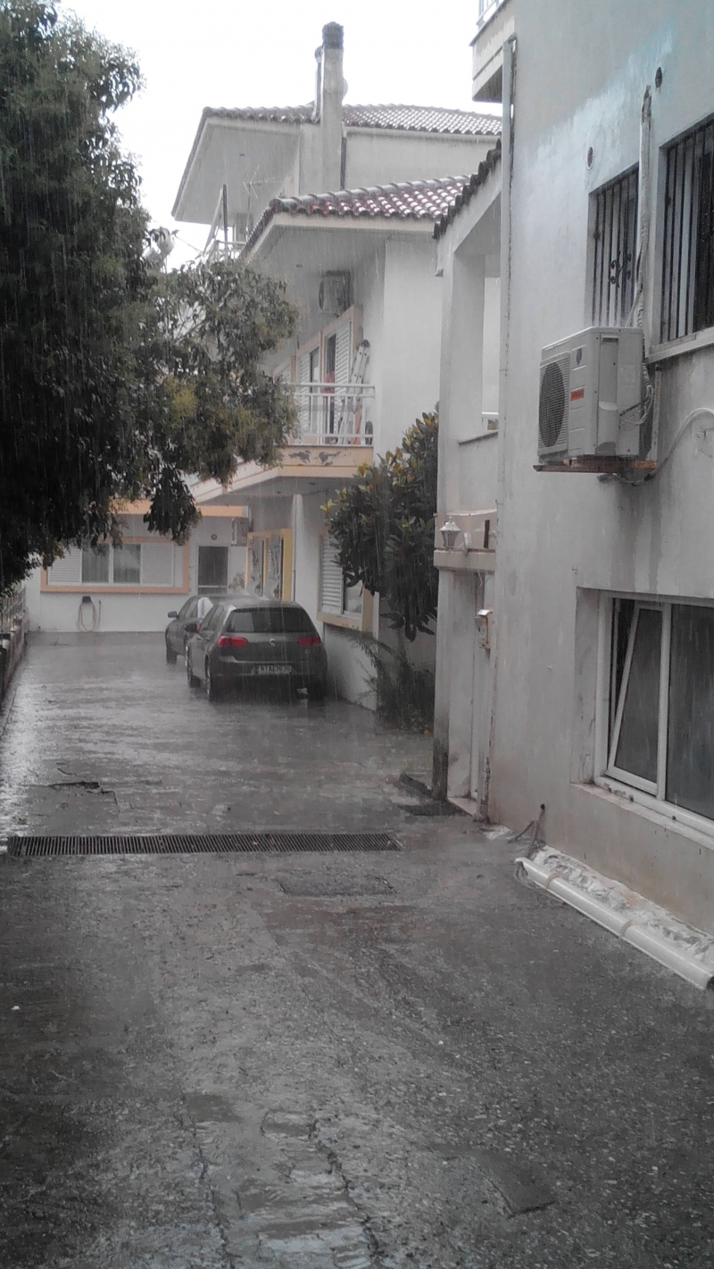 ΠΕΡΑΙΑ ΥΠΕΡΟΧΗ Μεζονέτα 2 επιπέδων ισόγειο και ανώγειο επιφάνειας 101 τετραγωνικών μέτρων .