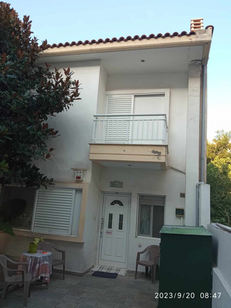 ΠΕΡΑΙΑ ΥΠΕΡΟΧΗ Μεζονέτα 2 επιπέδων ισόγειο και ανώγειο επιφάνειας 101 τετραγωνικών μέτρων .