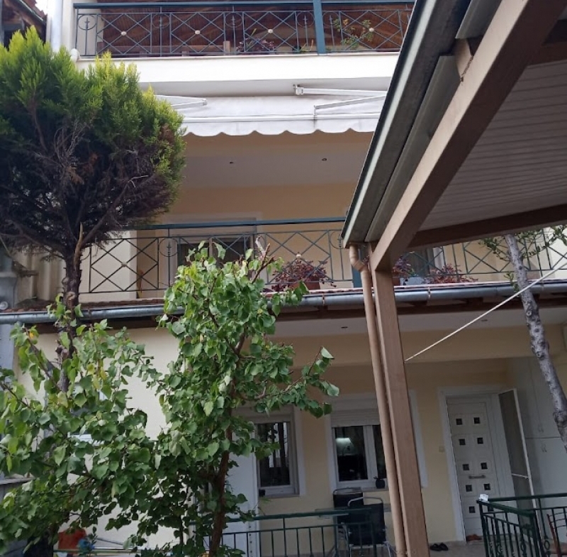 ΕΞΑΙΡΕΤΙΚΗ ανακατασκευασμένη πολυτελής  πέτρινη κατοικία σε 3 επίπεδα