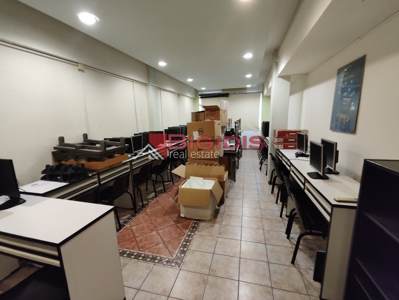 Εξαιρετικός χώρος γραφείων