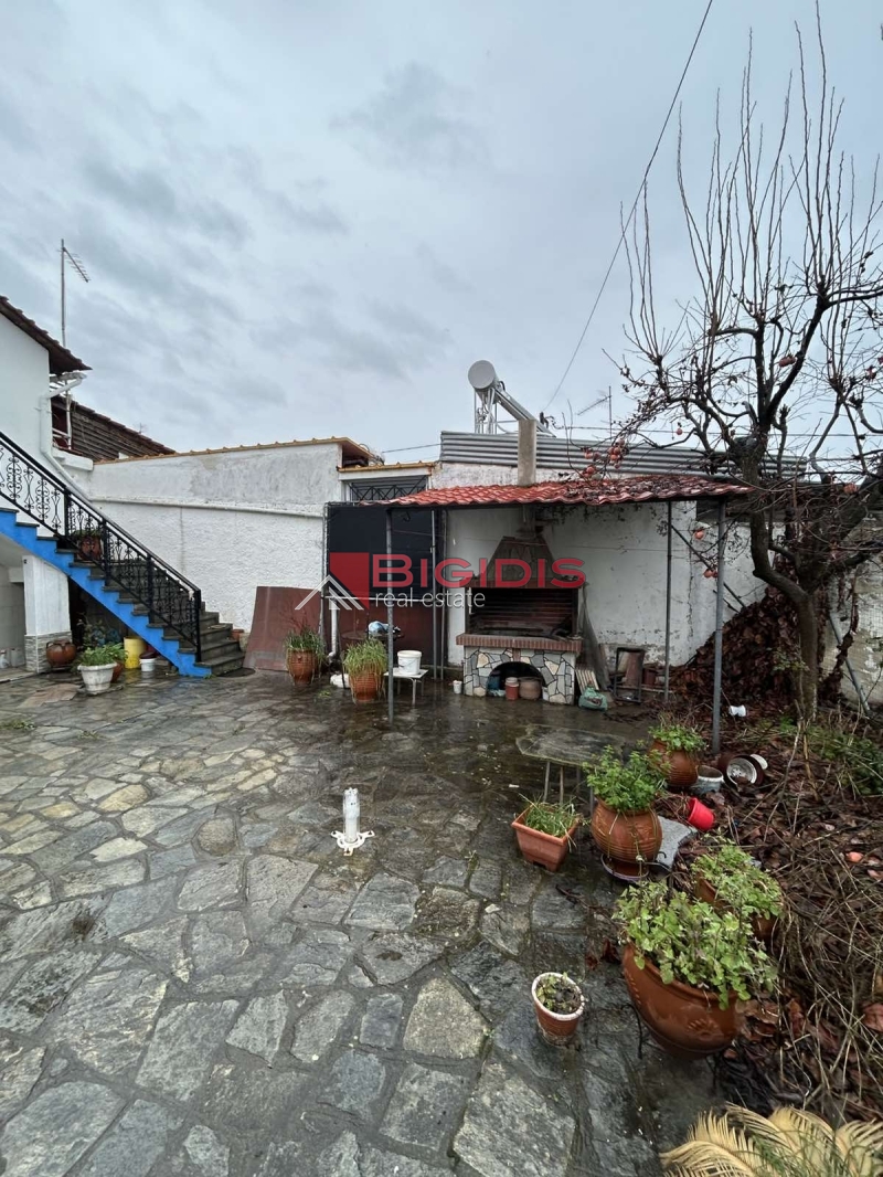 10-84021516 ΔΙΠΛΟΚΑΤΟΙΚΙΑ στην ακτη ΠΕΤΕΙΝΟΥ