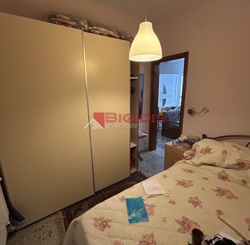 ΔΙΠΛΟΚΑΤΟΙΚΙΑ στην ακτη ΠΕΤΕΙΝΟΥ