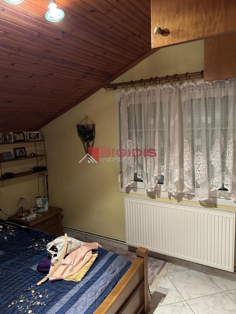 10-84026561 ΔΙΠΛΟΚΑΤΟΙΚΙΑ στην ακτη ΠΕΤΕΙΝΟΥ