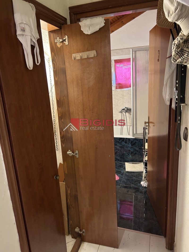 10-84029056 ΔΙΠΛΟΚΑΤΟΙΚΙΑ στην ακτη ΠΕΤΕΙΝΟΥ