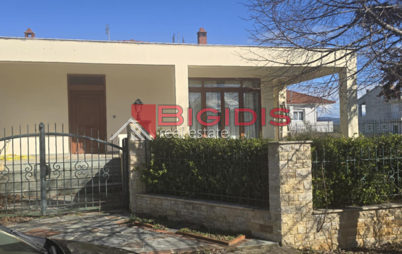 εξαιρετική διπλοκατοικία