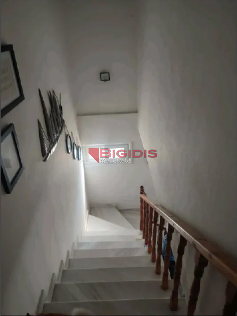 10-84725975 ΕΠΕΝΔΥΤΙΚΗ ΜΕΖΟΝΕΤΑ ΣΤΟ ΟΦΡΥΝΙΟ