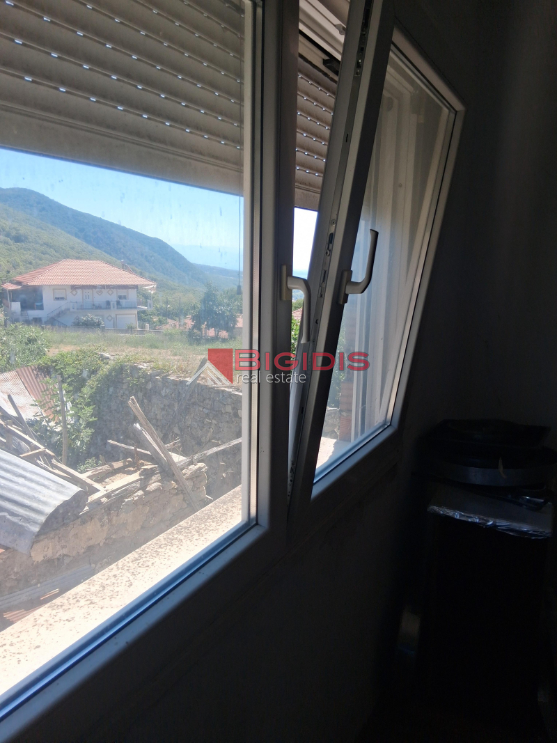 Πανοραμικό διαμέρισμα στα Άνω Πορόια