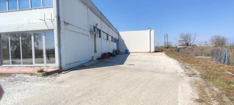 ΒΙΟΜΗΧΑΝΙΚΟΣ ΧΩΡΟΣ  4100 Μ2 ,3700 μ2 ΧΩΡΟΣ ΠΑΡΑΓΩΓΗΣ  ,ΜΕ 400 Μ2 ΓΡΑΦΕΙΑ  σε 13500 μ2 οικόπεδο κοντά στην Ε-75