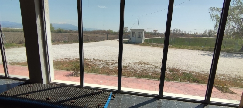 ΒΙΟΜΗΧΑΝΙΚΟΣ ΧΩΡΟΣ  4100 Μ2 ,3700 μ2 ΧΩΡΟΣ ΠΑΡΑΓΩΓΗΣ  ,ΜΕ 400 Μ2 ΓΡΑΦΕΙΑ  σε 13500 μ2 οικόπεδο κοντά στην Ε-75