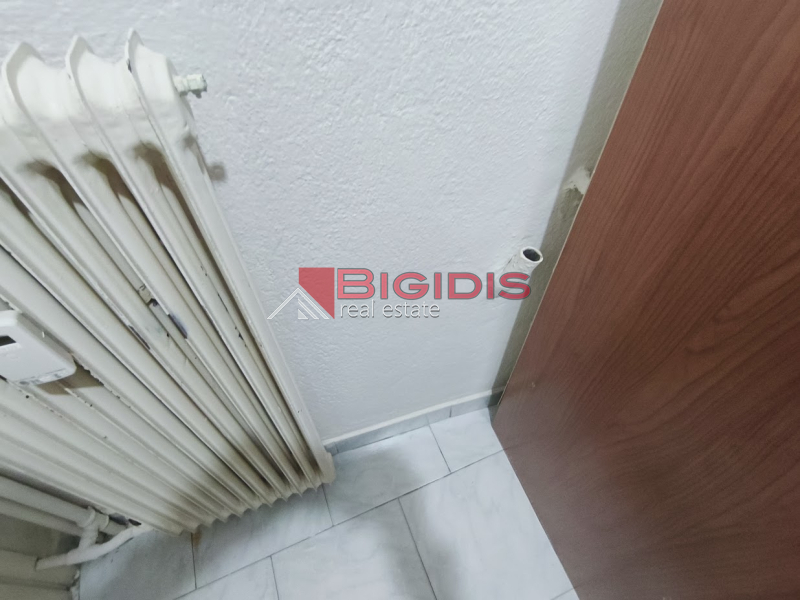 ΦΟΙΤΗΤΙΚΗ ΓΚΑΡΣΟΝΙΕΡΑ