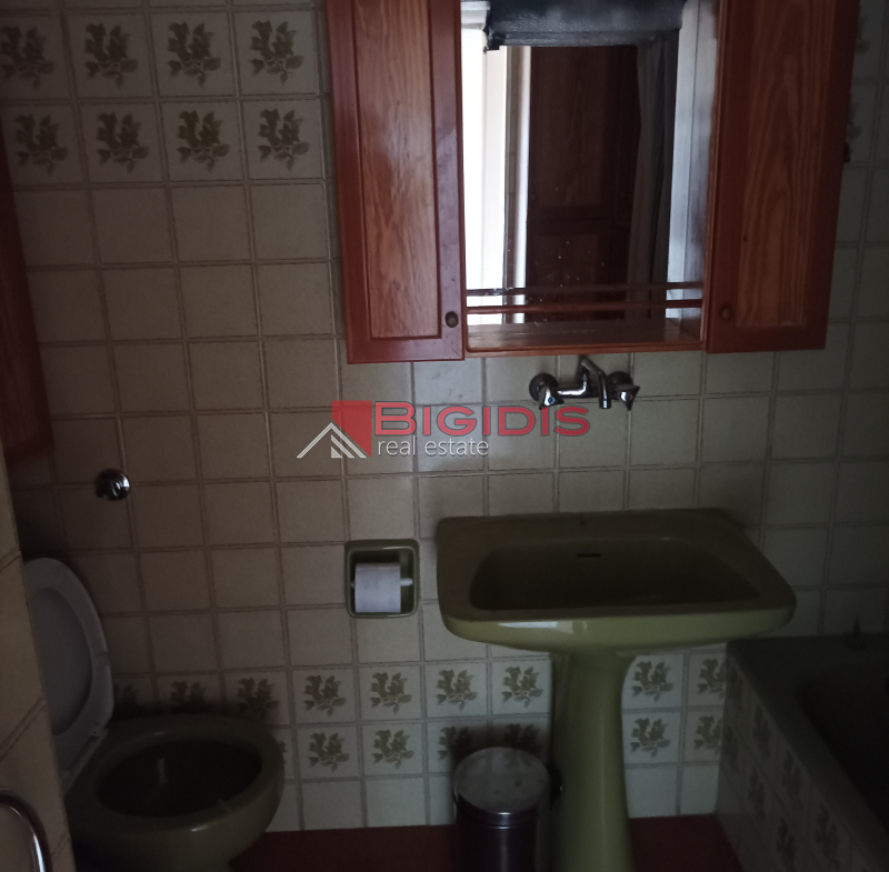 Διαμέρισμα με εμβαδόν 80 τ.μ. προς ενοικίαση στην περιοχή Τριών Ταξιαρχών